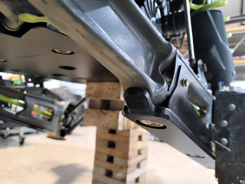 Trail Armor 2022 - 2024 Polaris Turbo R, Turbo R 4 (Includes Sport, Premium, Ultimate), 2025 - 2026 Pro S and Pro S 4 Sport and Ultimate,  2025 Pro S and Pro S 4 Premium, 2026 Pro S 4 Ultimate Calavera Trailing A-Arm Guards