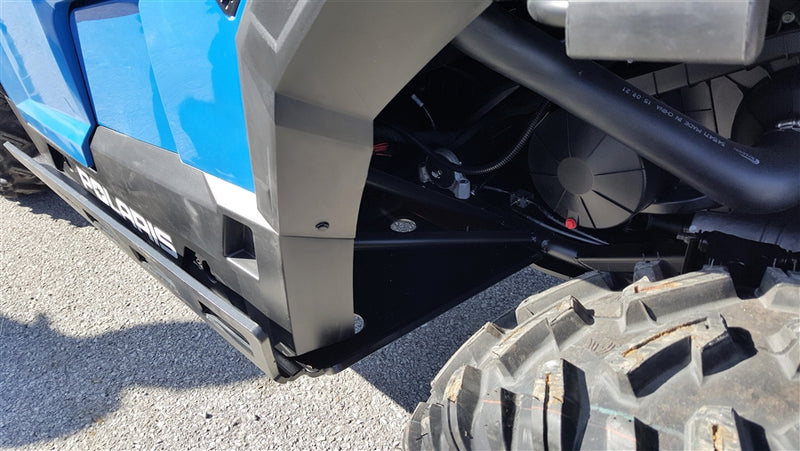 Trail Armor full skid plate closeup on Polaris General 1000 side rocker